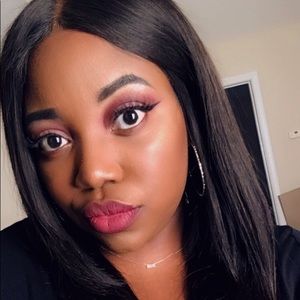 Meet your Posher, Candice